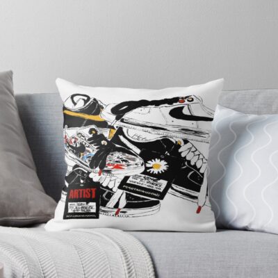 Paranoise 2020 G Dragon Throw Pillow