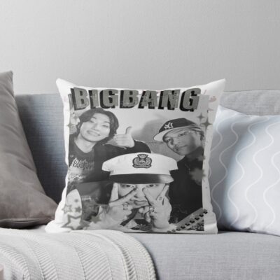 BigBangg Retro Y2k Preppy Scrapbook Scrapbook Collage Design Throw Pillow